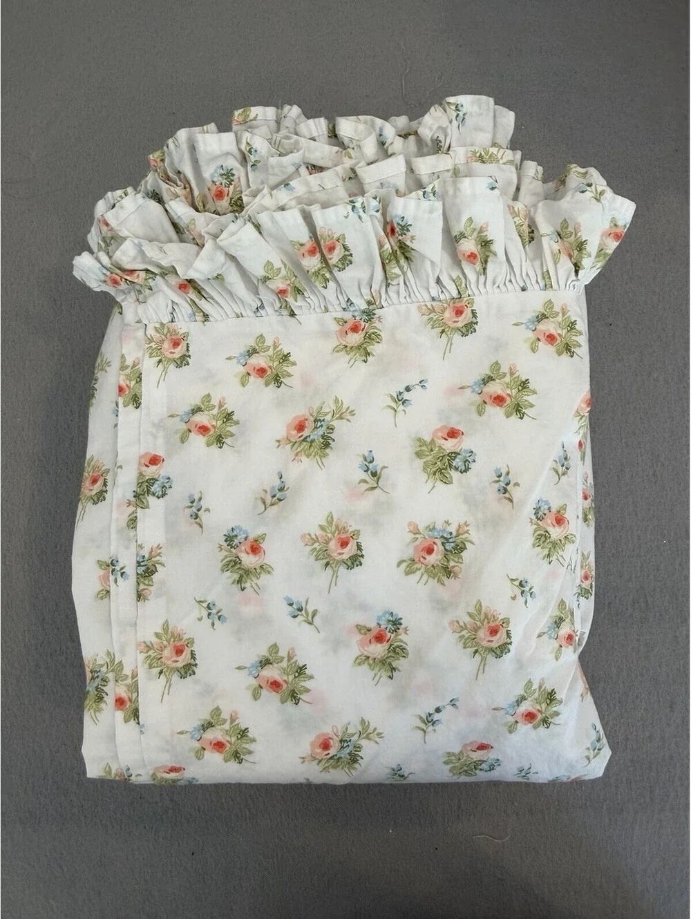 Laura Ashley Two Piece Sheet Set Size Full Peach & Blue Roses 100% Cotton EUC